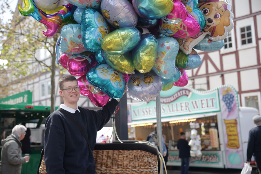 Bäwerscher Maimarkt und verkaufsoffener Sonntag